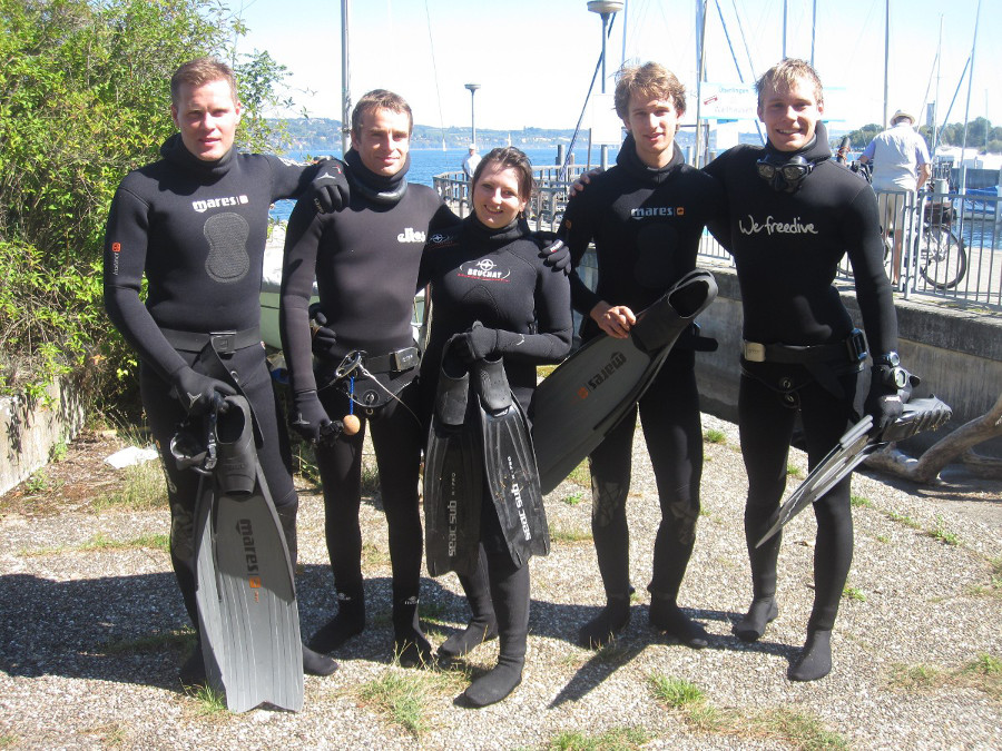 Taucher am Ende des Führungsseils